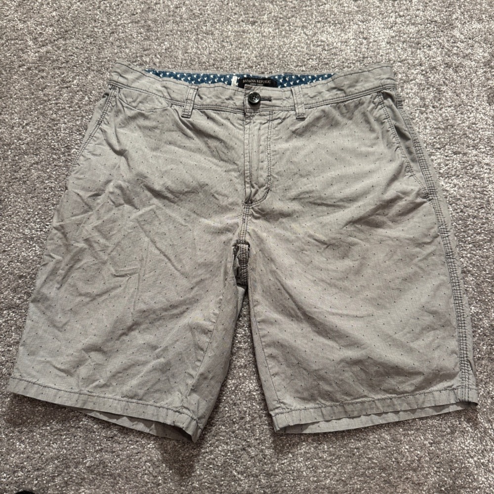 Banana Republic Aiden Short Men 31 Gray Polka Dot 100% Cotton Preppy Casual